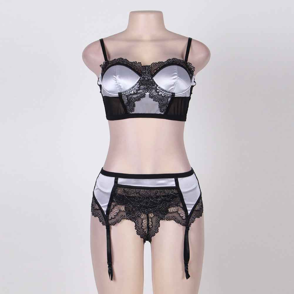 Sexy Plus size Lingerie Lace Three-point Garter Set