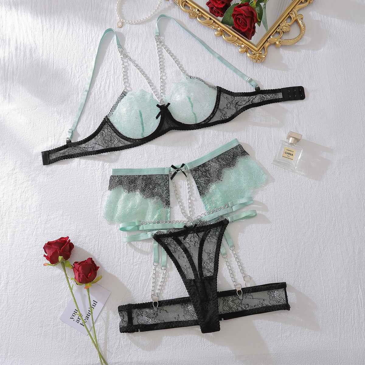 Chain Decoration Contrast Color Lace Body Shaping Lingerie Split Set