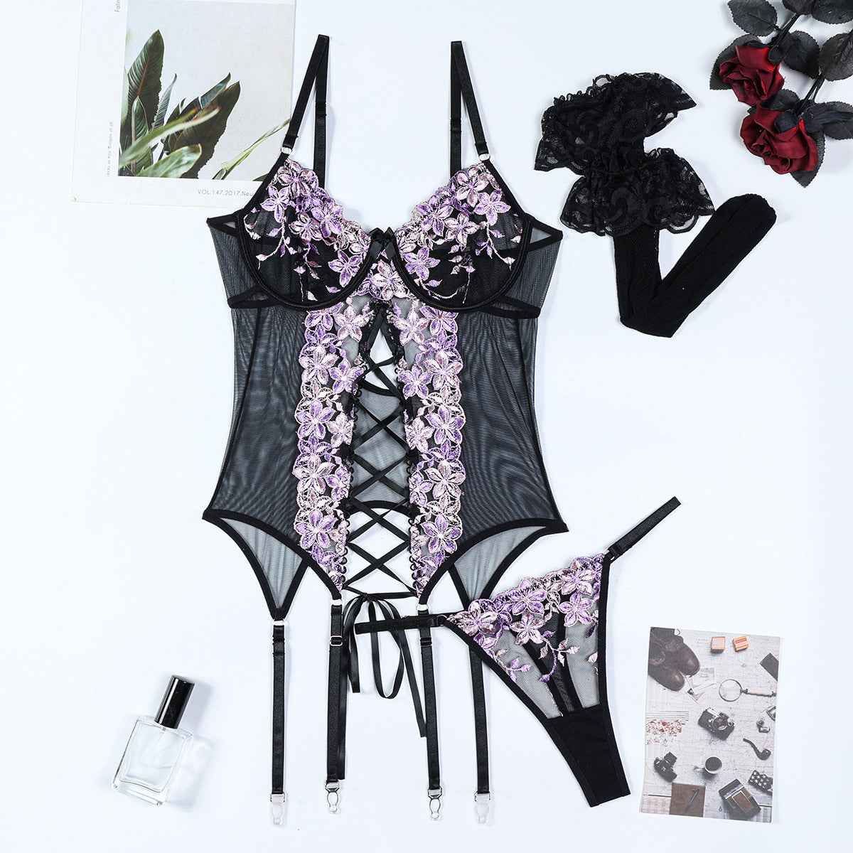 Embroidered Suspenders Lingerie Stockings Three-piece Set